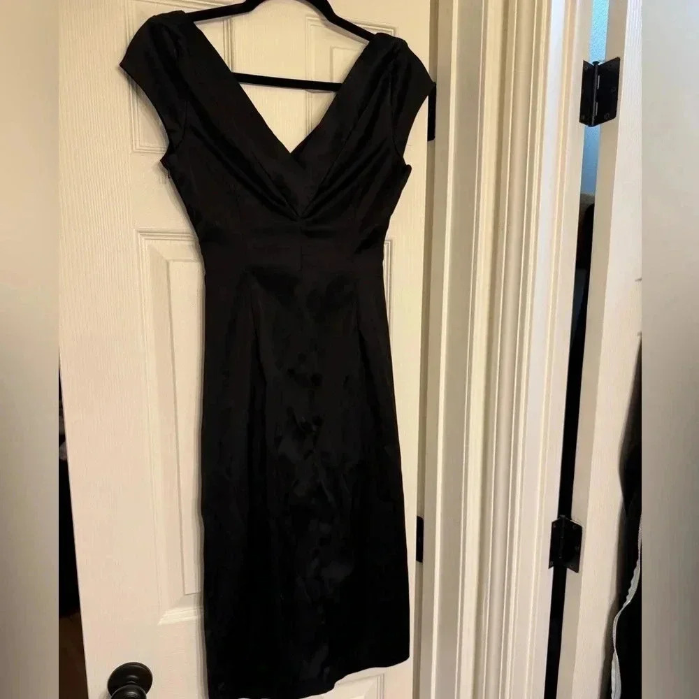 Maggie London Black Dress Size 6 - Picture 6 of 6